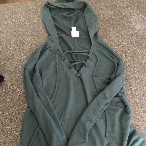 Top - Picture 3 of 3